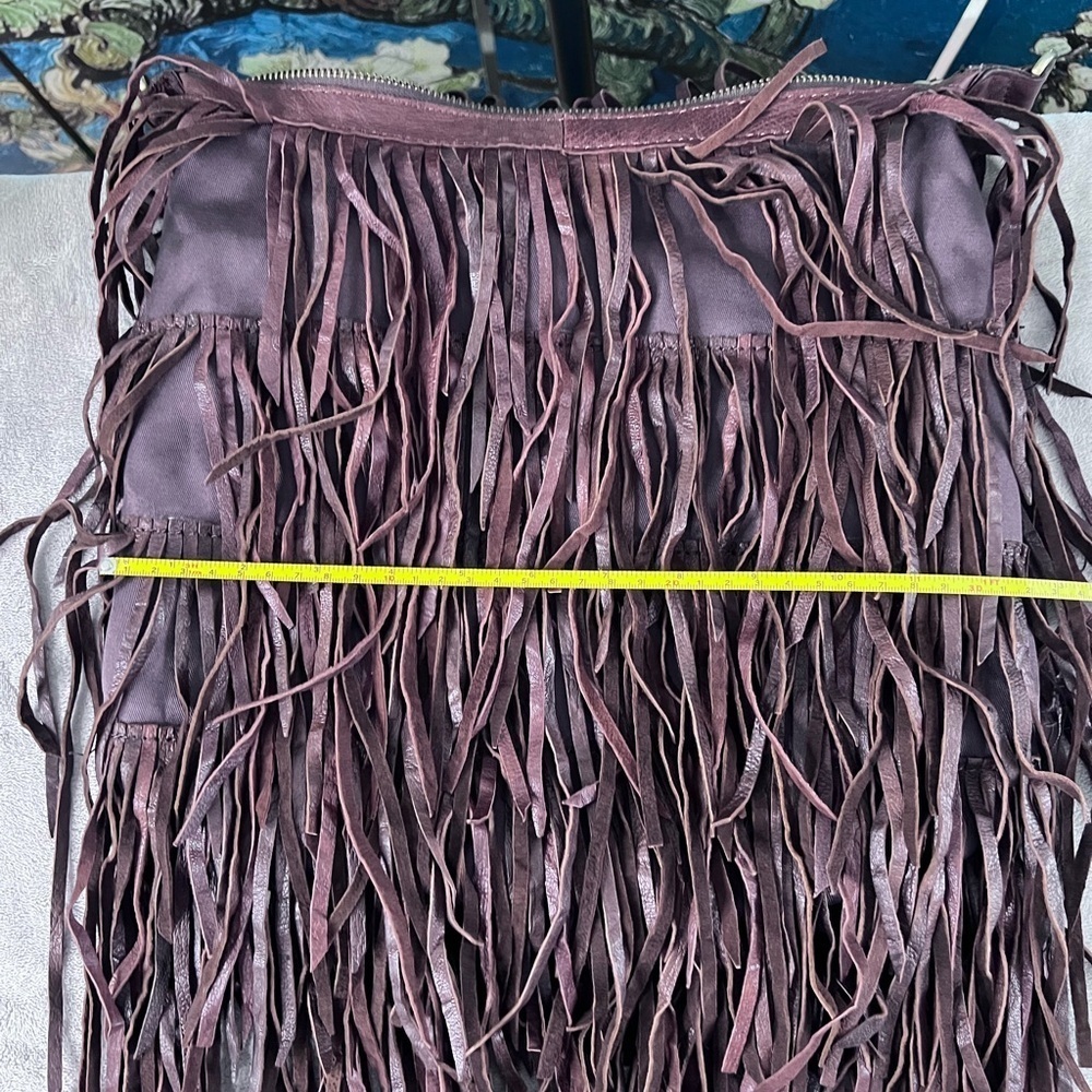 fringed Brown leather, cross body purse. - Picture 9 of 14